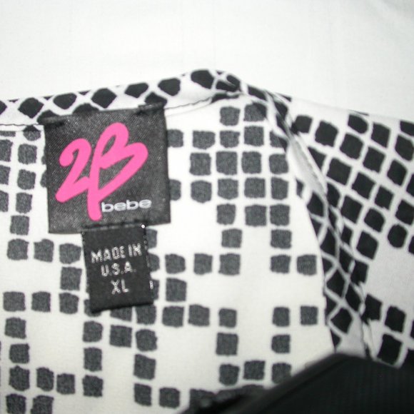 Black and White Crop Top - Picture 4 of 6